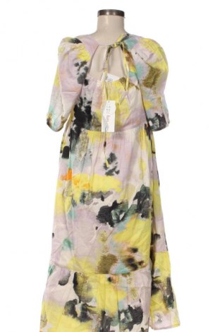 Kleid S.Oliver, Größe M, Farbe Mehrfarbig, Preis 71,99 €