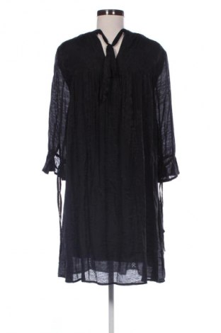 Рокля S.Oliver, Размер M, Цвят Черен, Цена 48,00 лв.