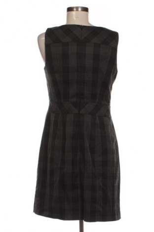 Kleid S.Oliver, Größe M, Farbe Grau, Preis € 17,99