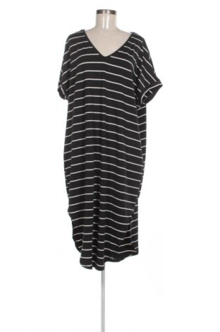 Φόρεμα SHEIN, Μέγεθος 3XL, Χρώμα Πολύχρωμο, Τιμή 17,99 €