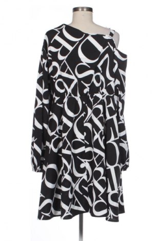 Sukienka SHEIN, Rozmiar 3XL, Kolor Kolorowy, Cena 89,98 zł