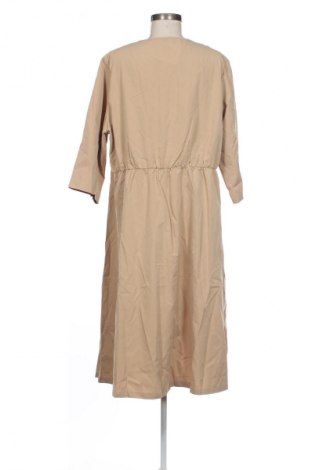 Sukienka SHEIN, Rozmiar XXL, Kolor Beżowy, Cena 89,98 zł