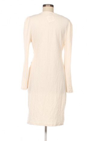 Kleid SHEIN, Größe XL, Farbe Ecru, Preis 17,99 €