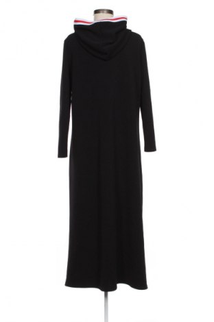 Рокля SHEIN, Размер XL, Цвят Черен, Цена 12,27 €