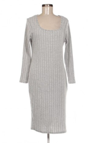 Рокля SHEIN, Размер XL, Цвят Сив, Цена 12,78 €