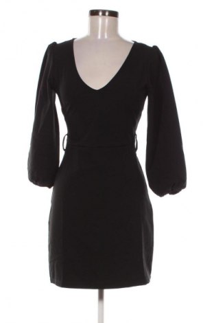 Šaty  Sinsay, Velikost XS, Barva Černá, Cena  787,00 Kč