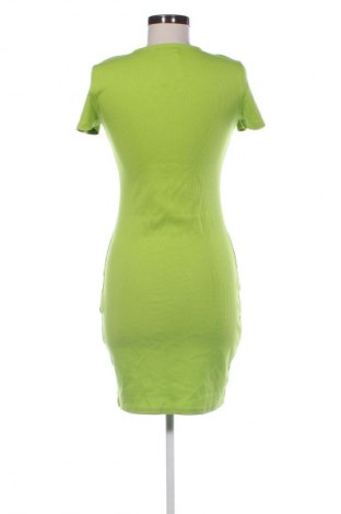 Kleid Sinsay, Größe M, Farbe Grün, Preis 20,02 €