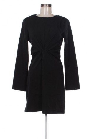 Sukienka Sinsay, Rozmiar M, Kolor Czarny, Cena 213,75 zł