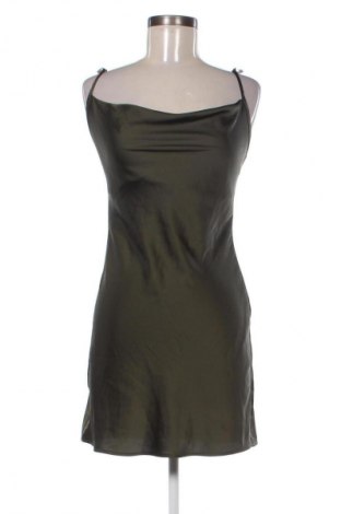 Kleid Stradivarius, Größe S, Farbe Grün, Preis € 19,95