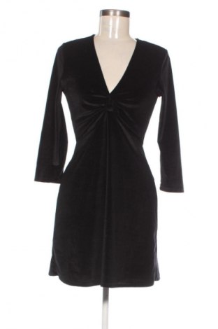 Šaty  Stradivarius, Veľkosť M, Farba Čierna, Cena  6,95 €