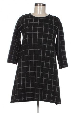 Kleid Stradivarius, Größe M, Farbe Mehrfarbig, Preis € 7,99