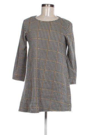 Šaty  Stradivarius, Veľkosť M, Farba Viacfarebná, Cena  6,95 €