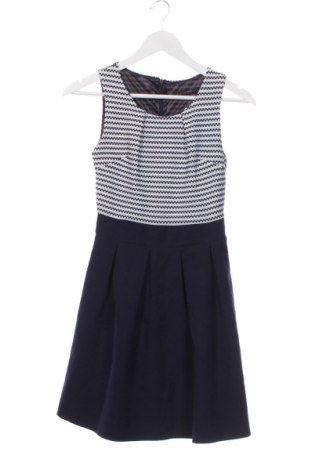 Ruha Tenki, Méret S, Szín Sokszínű, Ár 7 820 Ft