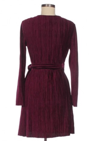 Рокля Topshop, Размер M, Цвят Лилав, Цена 47,85 лв.