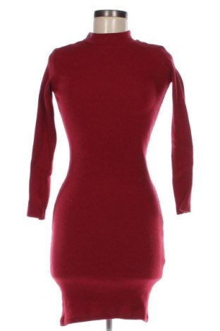 Šaty  Trendyol, Velikost S, Barva Červená, Cena  608,00 Kč