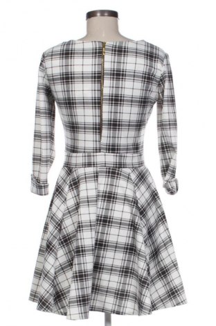 Kleid Unbranded, Größe L, Farbe Mehrfarbig, Preis 19,95 €