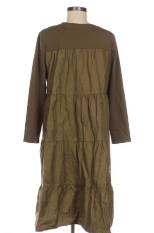 Kleid Unbranded, Größe M, Farbe Grün, Preis 19,95 €