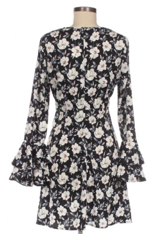 Рокля Unbranded, Размер M, Цвят Многоцветен, Цена 39,14 лв.