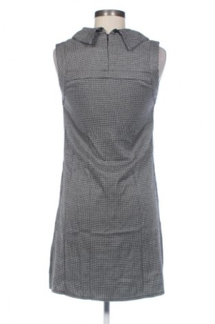 Рокля Unbranded, Размер S, Цвят Многоцветен, Цена 39,14 лв.