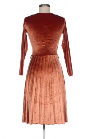 Kleid Unbranded, Größe S, Farbe Braun, Preis € 11,99