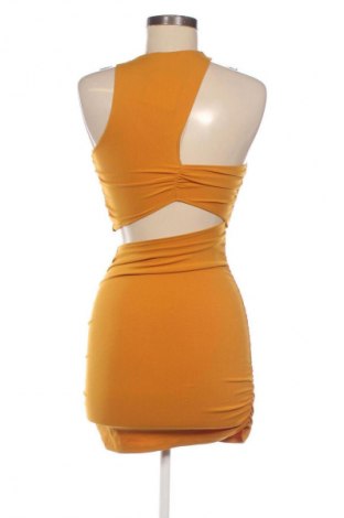 Рокля Unbranded, Размер XS, Цвят Жълт, Цена 35,72 лв.