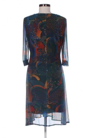 Рокля Unbranded, Размер M, Цвят Многоцветен, Цена 39,10 лв.