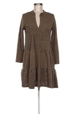 Рокля Unbranded, Размер M, Цвят Многоцветен, Цена 15,99 лв.