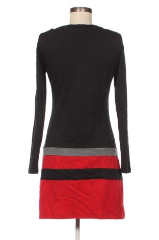 Kleid Unbranded, Größe M, Farbe Mehrfarbig, Preis 5,99 €