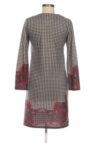 Рокля Unbranded, Размер M, Цвят Многоцветен, Цена 39,00 лв.
