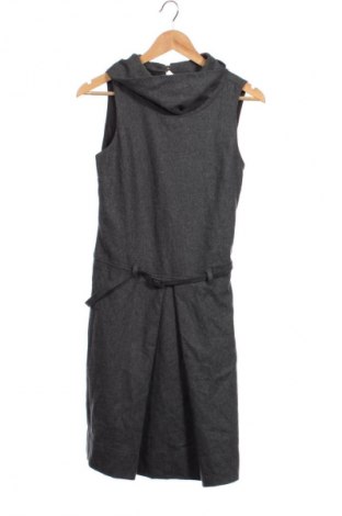 Kleid United Colors Of Benetton, Größe S, Farbe Grau, Preis 16,99 €