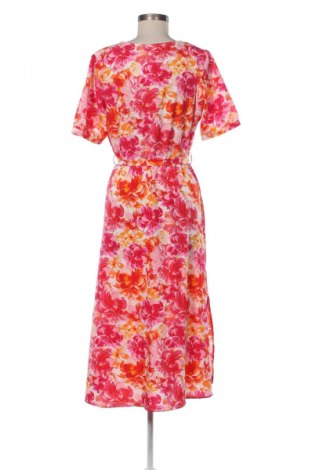 Рокля VILA, Размер M, Цвят Многоцветен, Цена 27,02 лв.