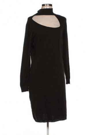 Ruha VILA, Méret L, Szín Fekete, Ár 5 139 Ft