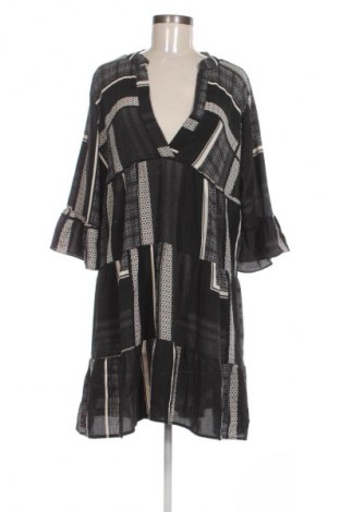 Kleid Vero Moda, Größe XL, Farbe Mehrfarbig, Preis € 12,99