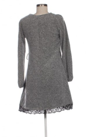 Рокля Victoria & Violet, Размер S, Цвят Многоцветен, Цена 22,99 лв.