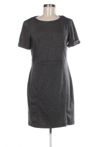 Kleid Yessica, Größe M, Farbe Grau, Preis € 7,99