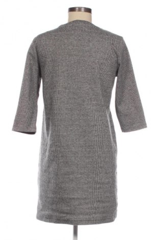 Šaty  Yfl Reserved, Velikost M, Barva Vícebarevné, Cena  495,00 Kč