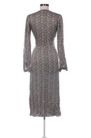 Рокля Zara, Размер S, Цвят Многоцветен, Цена 34,00 лв.