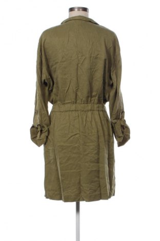 Kleid Zara, Größe XL, Farbe Grün, Preis 13,81 €