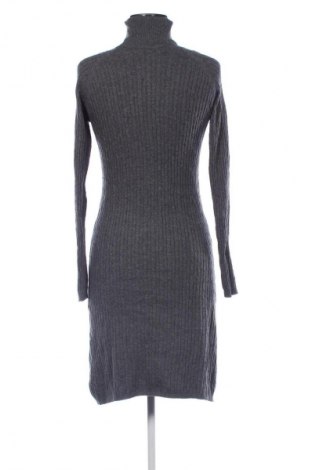 Rochie Zara, Mărime L, Culoare Gri, Preț 71,05 Lei