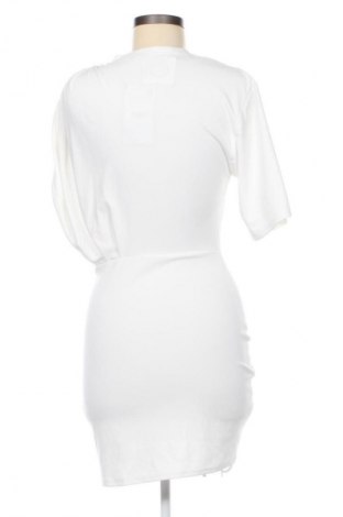 Рокля Zara, Размер XS, Цвят Екрю, Цена 61,94 лв.