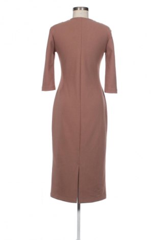 Sukienka Zara, Rozmiar M, Kolor Beżowy, Cena 76,40 zł