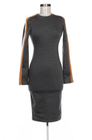 Sukienka Zara, Rozmiar S, Kolor Szary, Cena 33,99 zł