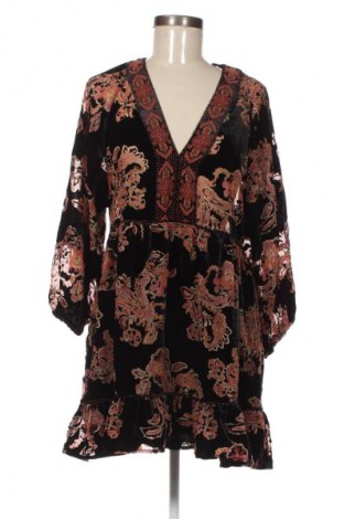 Рокля Zara, Размер M, Цвят Многоцветен, Цена 22,99 лв.