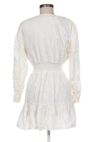 Kleid Zara, Größe M, Farbe Ecru, Preis € 15,99