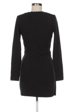 Рокля Zara, Размер M, Цвят Черен, Цена 17,99 лв.