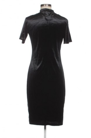 Рокля Zara, Размер L, Цвят Черен, Цена 11,24 €