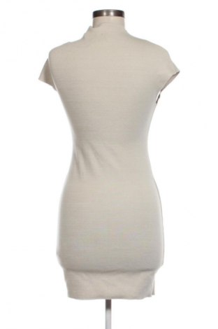 Kleid Zara, Größe M, Farbe Silber, Preis € 16,99