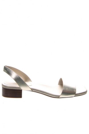 Szandálok Aldo, Méret 39, Szín Arany
, Ár 35 839 Ft