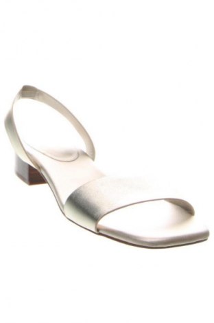 Szandálok Aldo, Méret 39, Szín Arany
, Ár 35 839 Ft