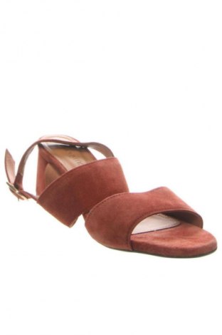 Szandálok Anonymous, Méret 39, Szín Piros, Ár 71 839 Ft